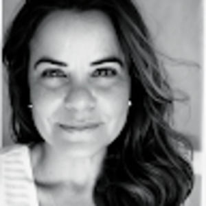 Meet your Posher, Roxana